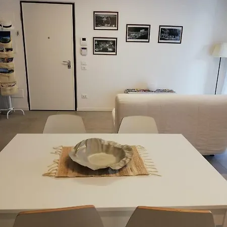 Aleanto Apartamento *